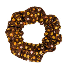 Load image into Gallery viewer, Darling Clementine Scrunchie
