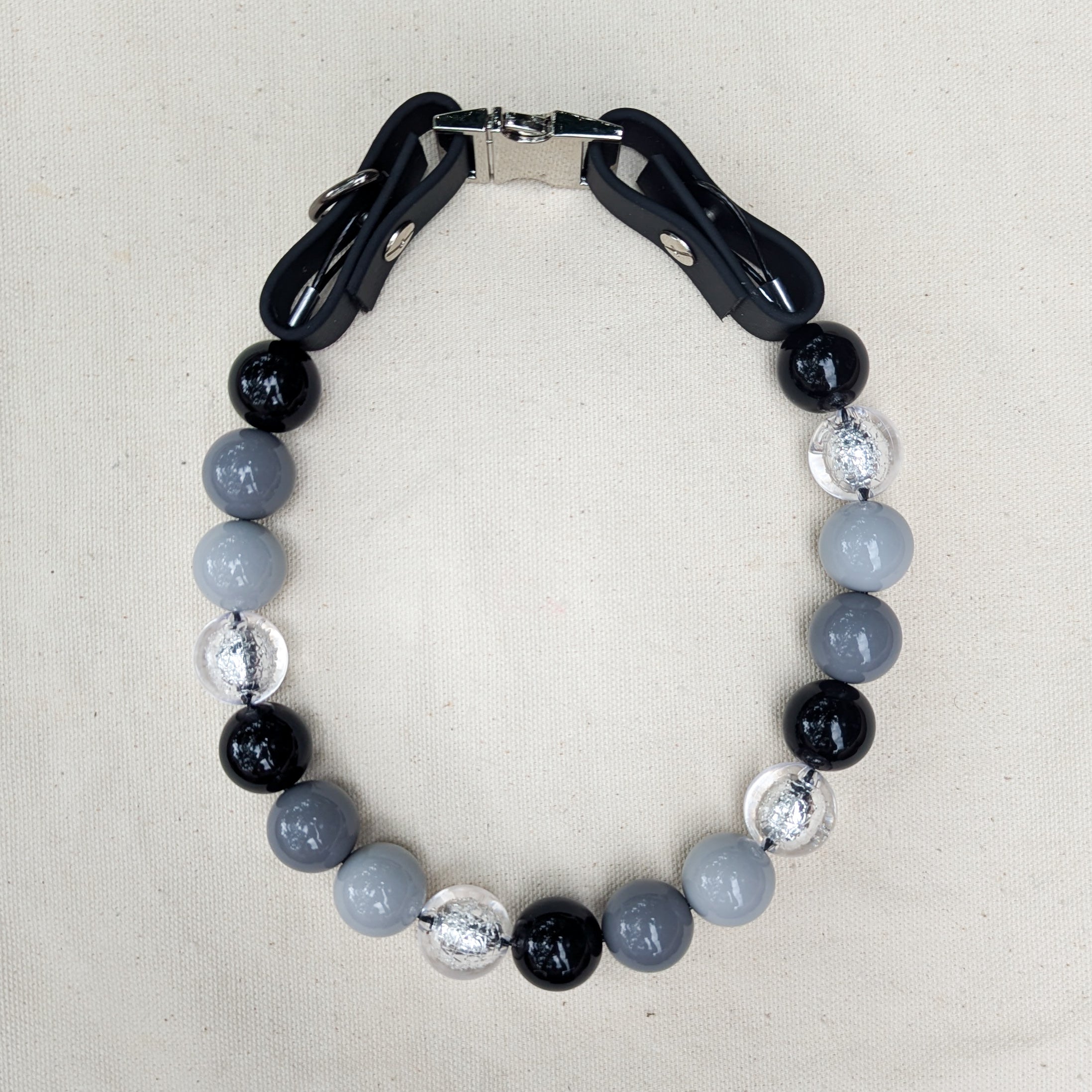 Black and White Beaded Pet Collar