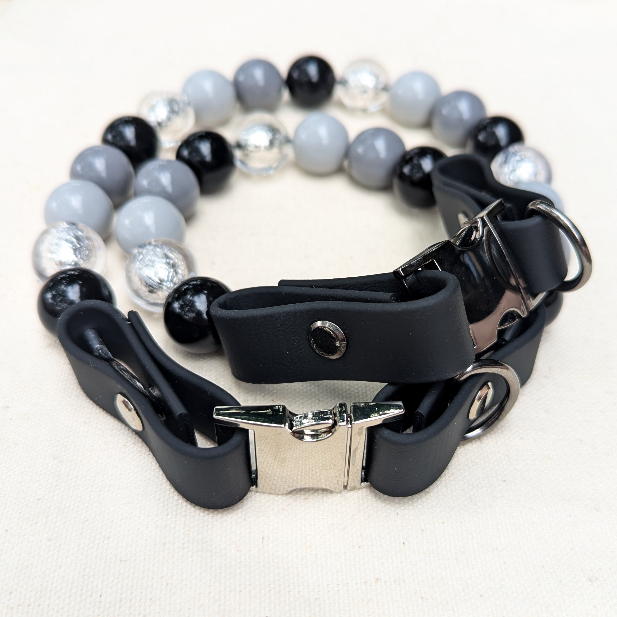Black and White Beaded Pet Collar