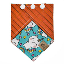 Load image into Gallery viewer, Caticorns Pet Bandana
